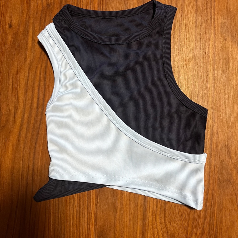 SHEIN Two-Tone Blue Crop Top